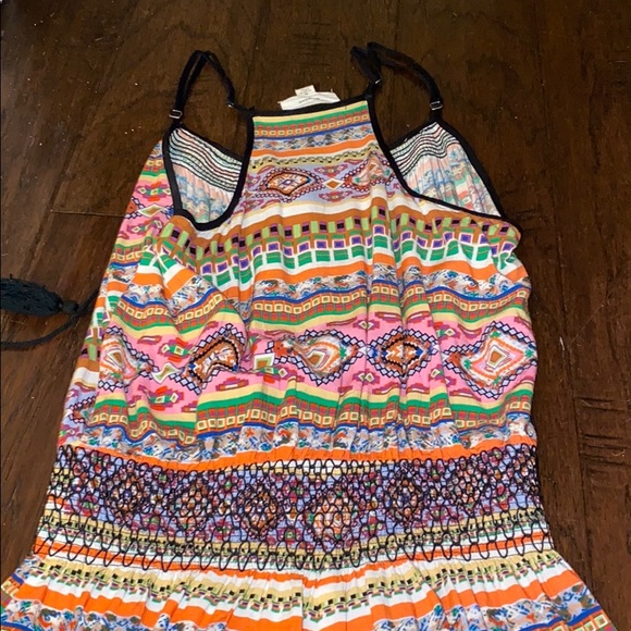 Patterned Romper - Picture 3 of 5
